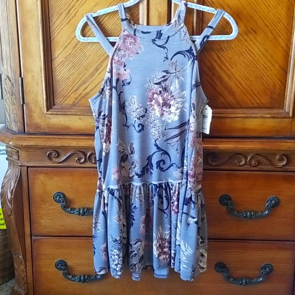 NWT Wishlist Strappy Gray Floral Top/Tunic/Dress  Medium